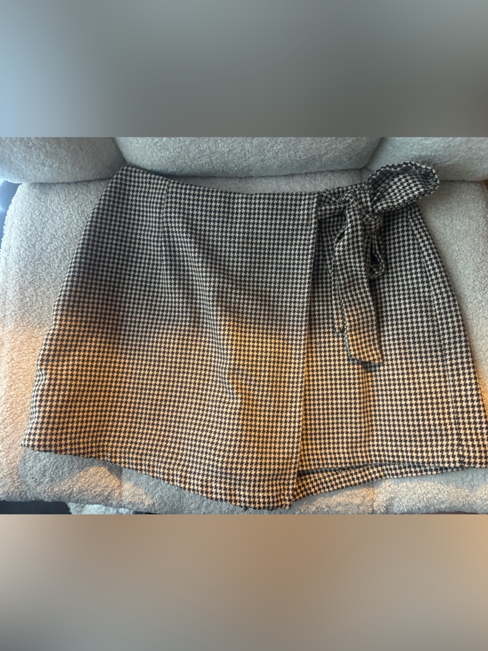 Houndstooth Tie-Waist Women’s Shorts - Black & White